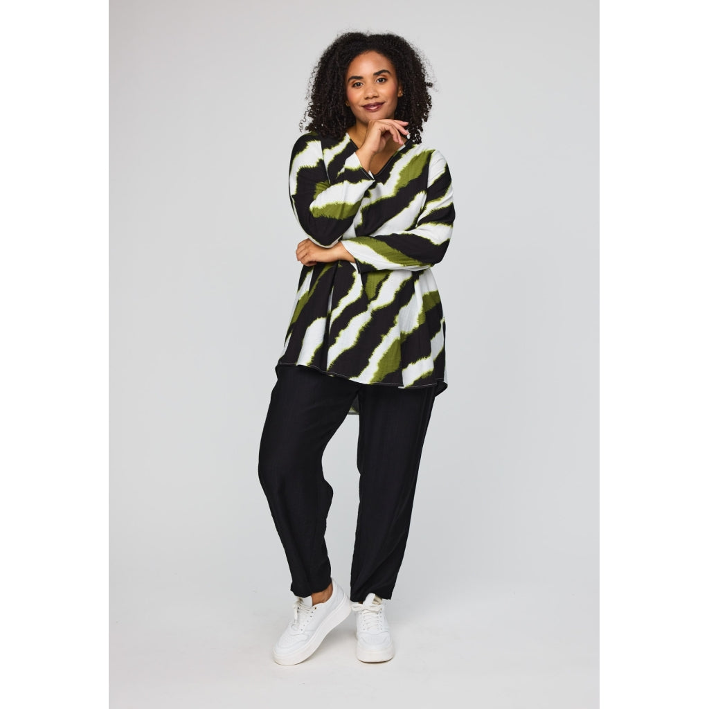 Studio SBerit Blouse Blouse Black with offwhite and green flash