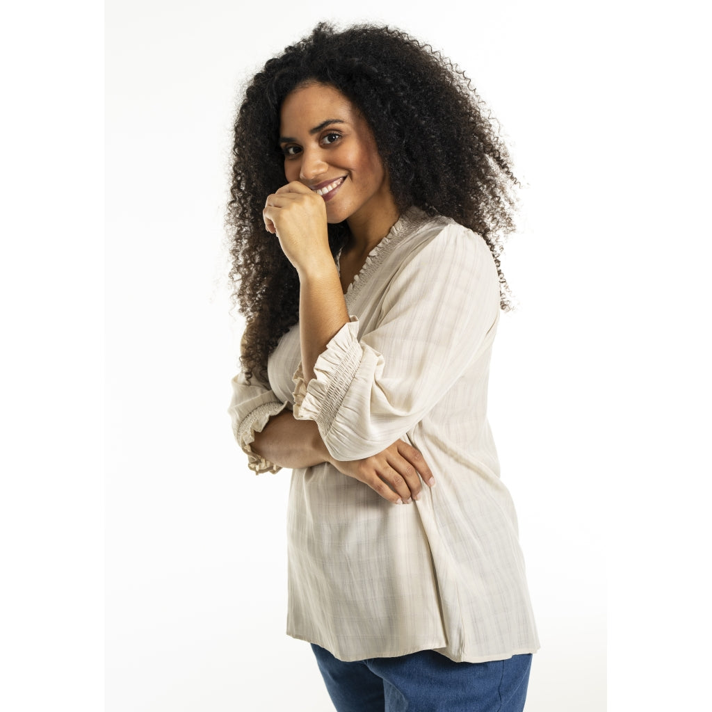 Studio SFeodora Blouse with smock neck Blouse Sand