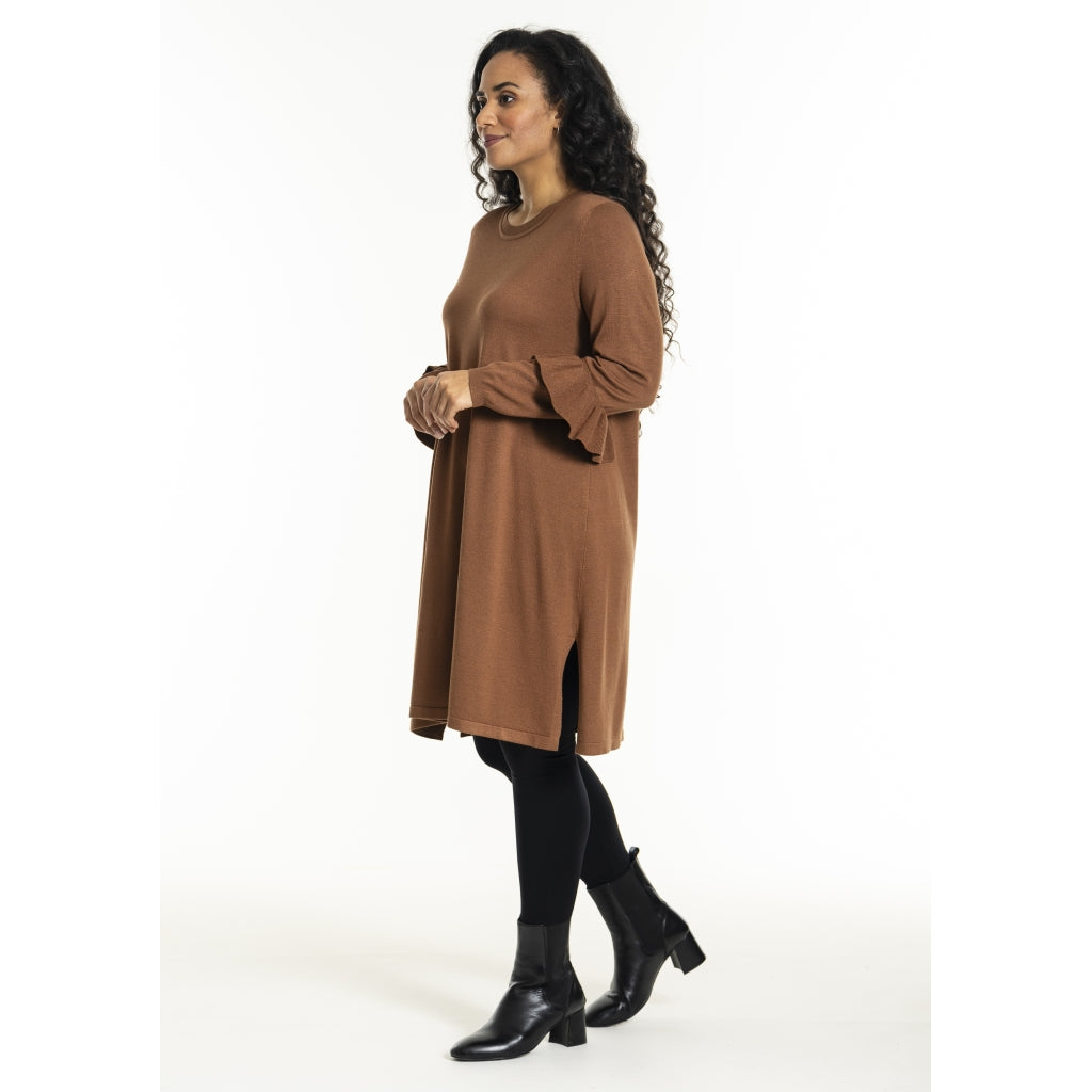 Studio SGitten knitted dress Dress Camel