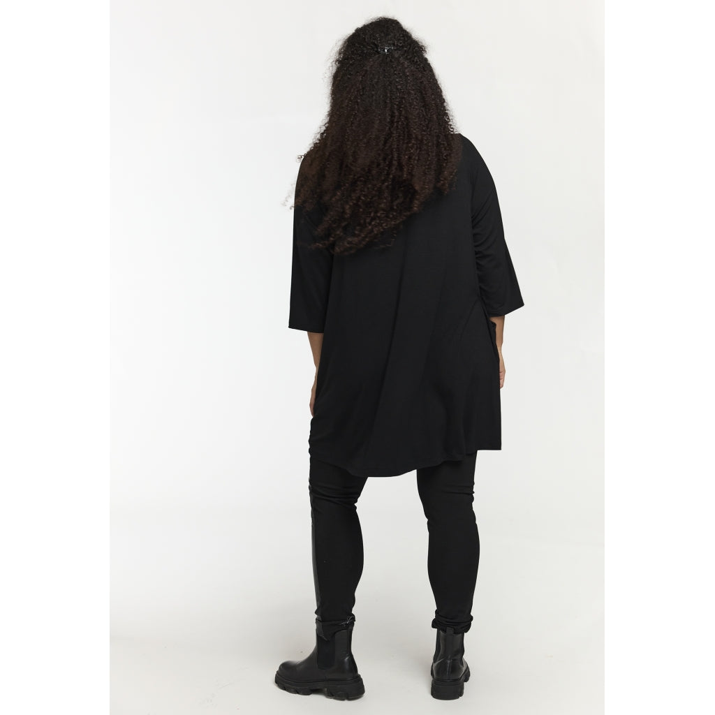 Studio SRonja Tunic Tunic Black with Pink
