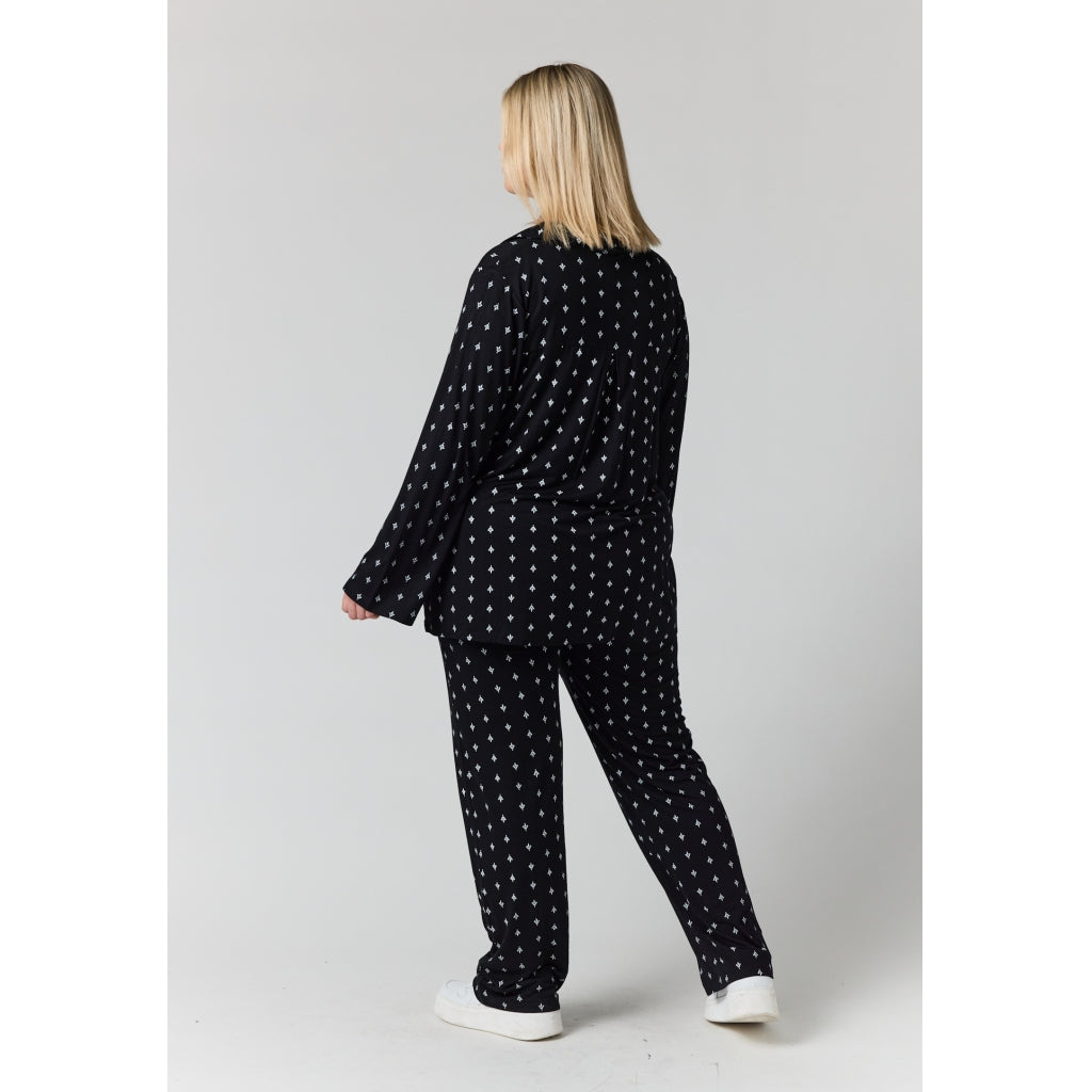 Studio Serika pants Pants black with white flowers